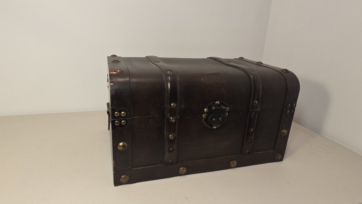 Decorative storage container