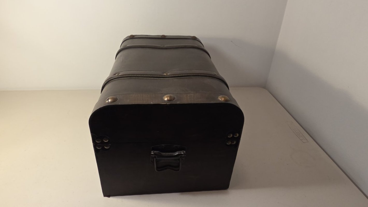 Decorative storage container