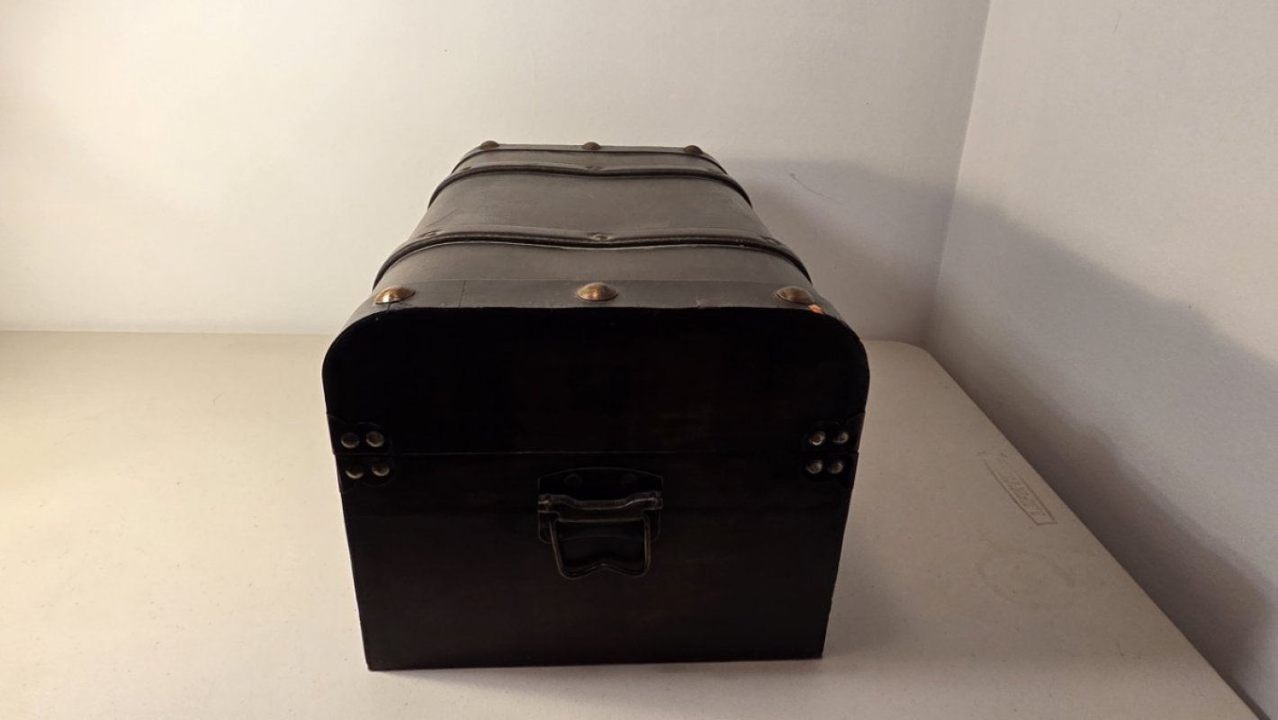 Decorative storage container