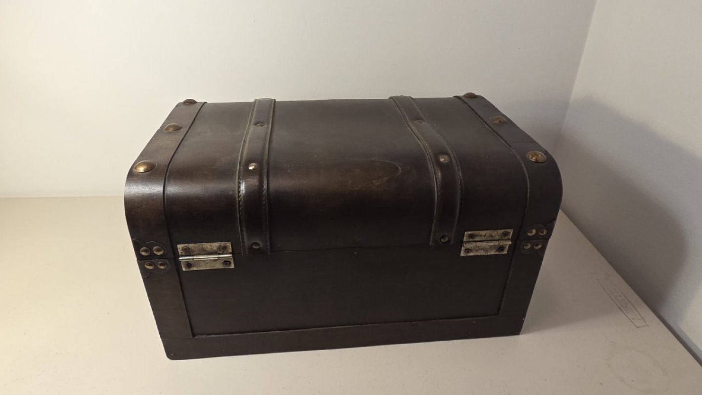 Decorative storage container