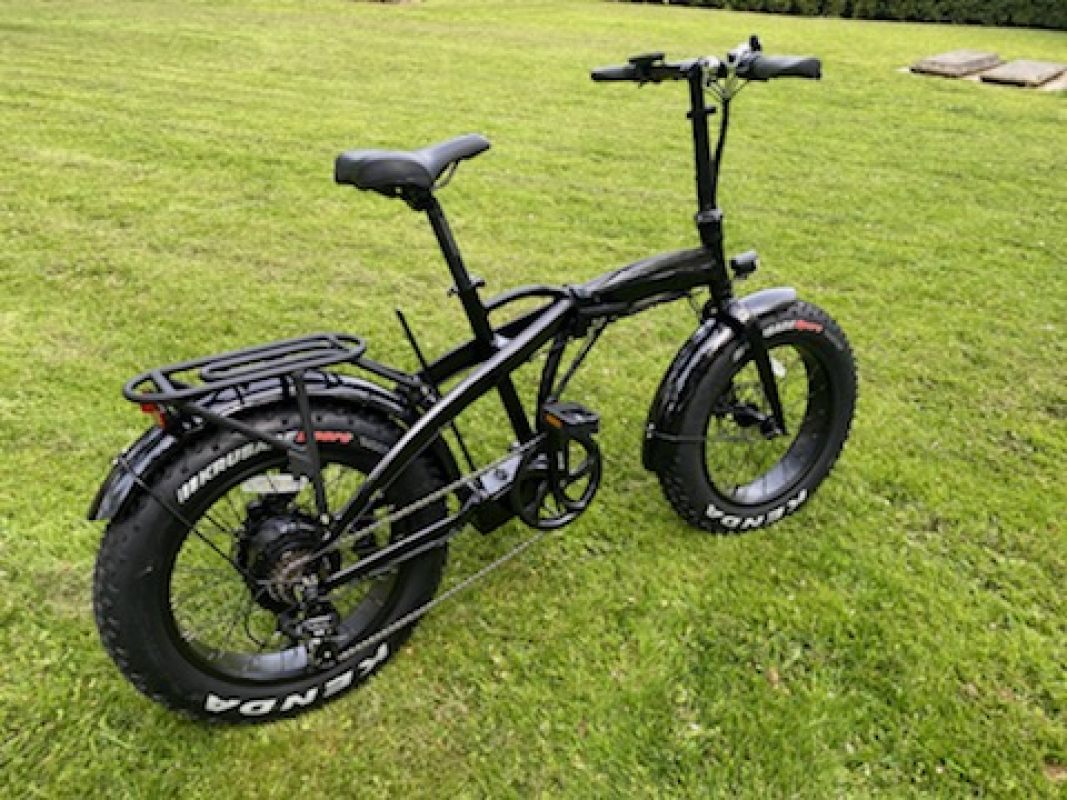 Black Folding Fat Tire eBike