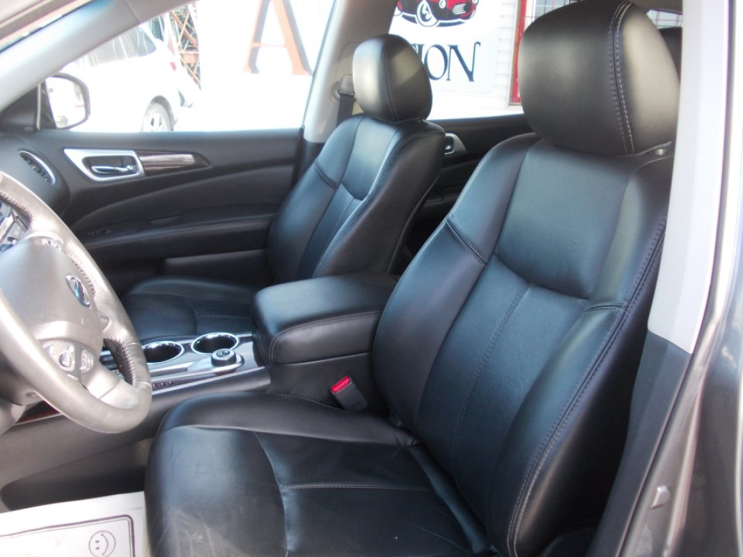 2015 Nissan Pathfinder SL