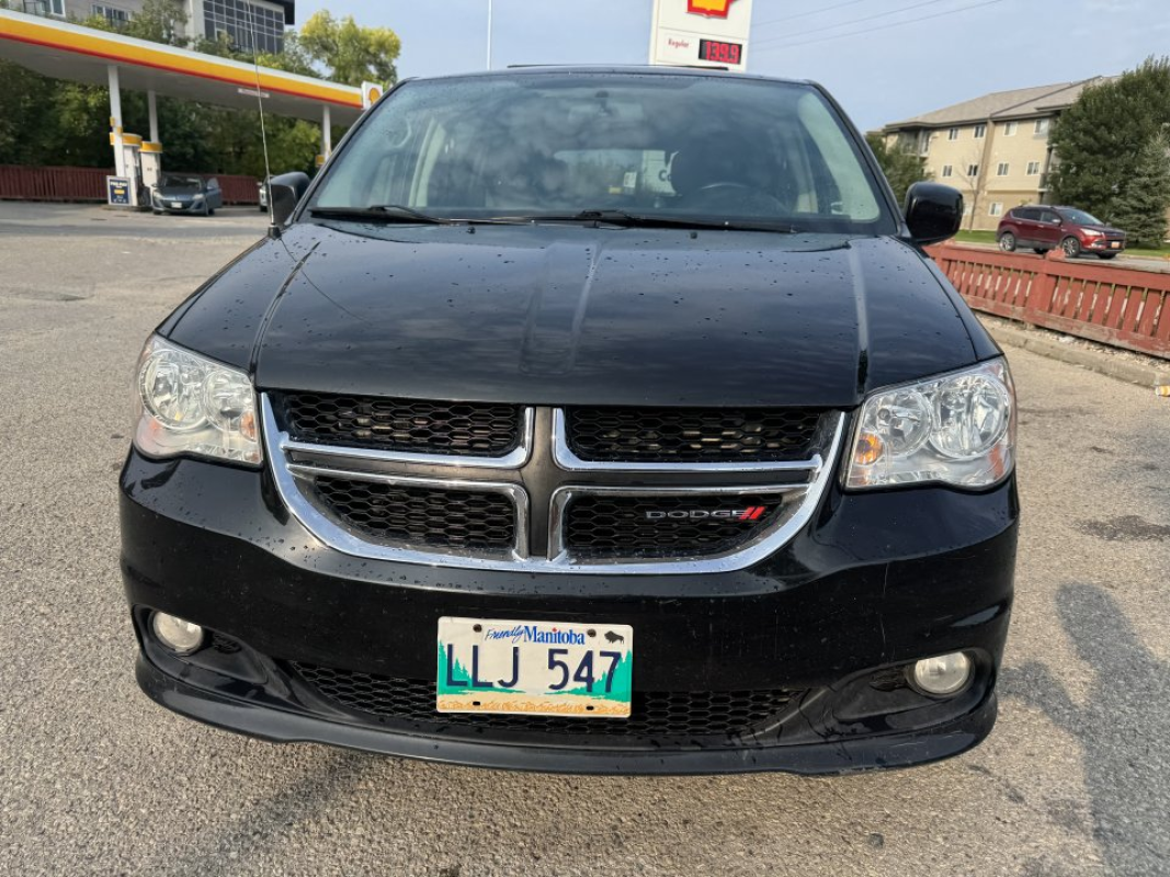 2017 Dodge Grand Caravan Crew Plus