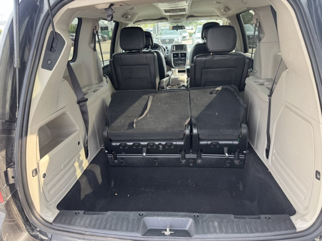 2017 Dodge Grand Caravan Crew Plus