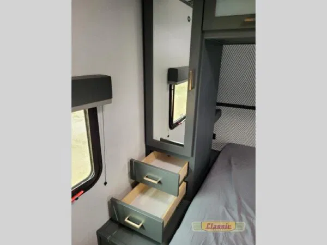 High End Travel Trailer Great value free winterizing and storage for the year. Jim 204-795-5517