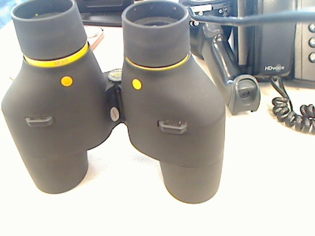 BUSHNELL SPECTOR PLUS BINOCULARS