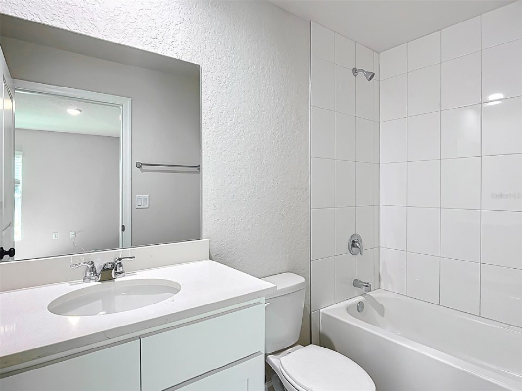 For Sale Duplex Multi Family Income Property For Sale: 4 Bed, 4 Bath, 2104 sqft Florida USA