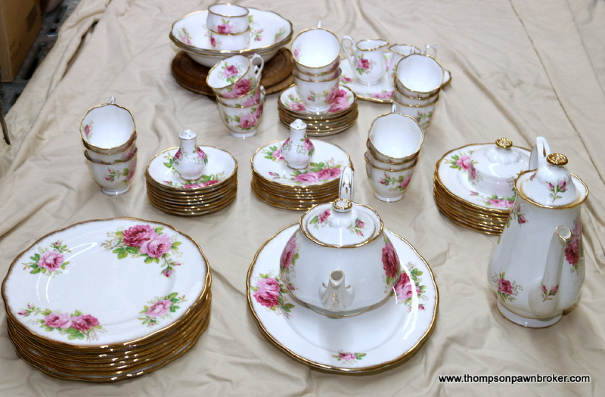 Royal Albert American Beauty Dinner Service Set For 8 Bone China (50 PC)