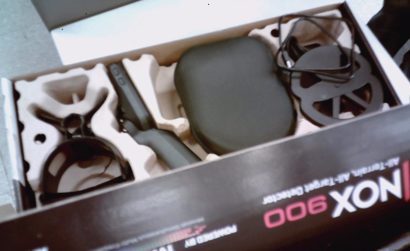 MINELAB EQUINOX 900