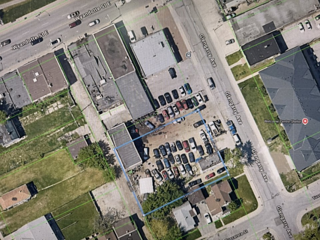 🚨 COMMERCIAL INVESTOR & AUTO BUSINESS ALERT – CENTRAL WINDSOR! 🚨 663-667 Glengarry Avenue, Windsor