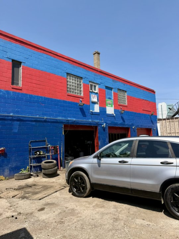 🚨 COMMERCIAL INVESTOR & AUTO BUSINESS ALERT – CENTRAL WINDSOR! 🚨 663-667 Glengarry Avenue, Windsor