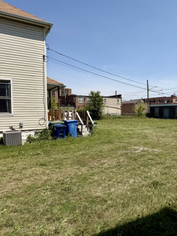 3 Beds 1 Bath House