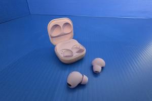 Ear Buds by Samsung Galaxy BUDS2 PRO