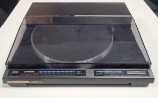 Pioneer PL-L70 Full Automatic Record Player