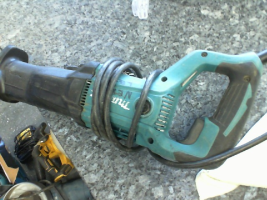 MAKITA RECIPROCATING SAW