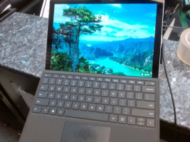 MICROSOFT SURFACE PRO 5 1976