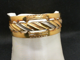 Gold Bangle Bracelet 22K 2 Tone Gold 21.27g